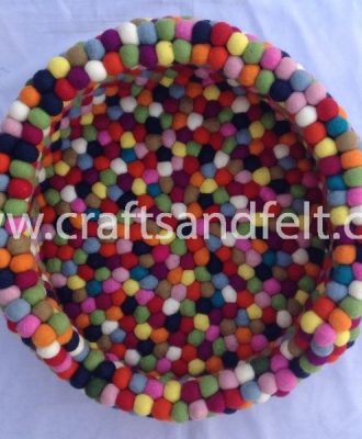 Felt Ball Freckle Dog Bed